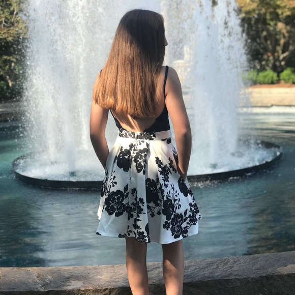 Homecoming Dress worn once - Picture 2 of 4